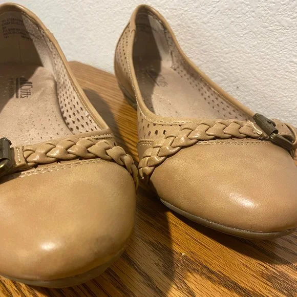 Cliffs by White Mountain Tan Slip on Flats - Picture 4 of 10